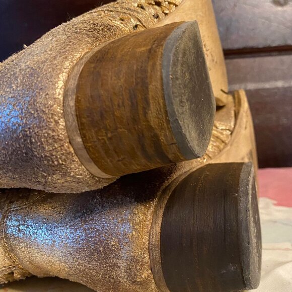 Seychelles Western Leather Cutout Booty in Gold - Picture 7 of 10